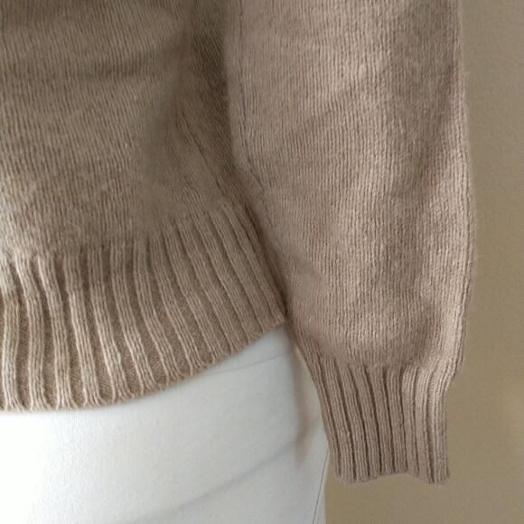 Uniqlo Sweater Pullover Womens XS Tan Turtleneck Wool Alpaca Blend Quiet Luxury - Picture 4 of 7